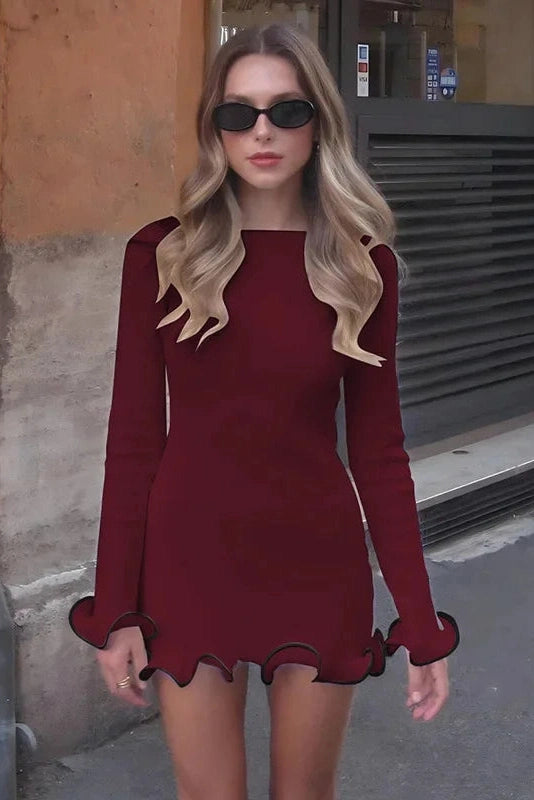 Effortlessly Elegant Dress with a Timeless Design