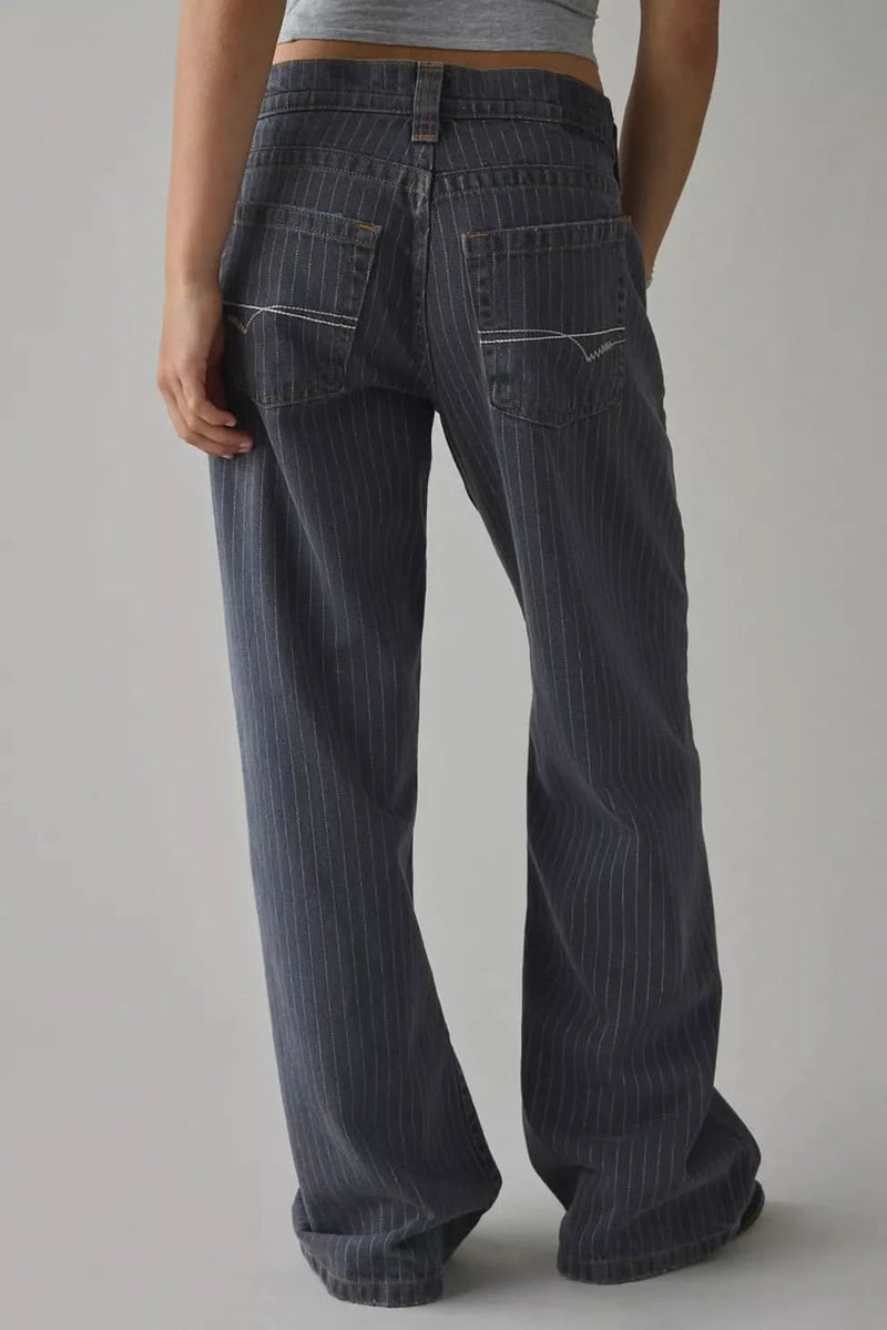 Elegantly Styled Pants for Everyday Wear