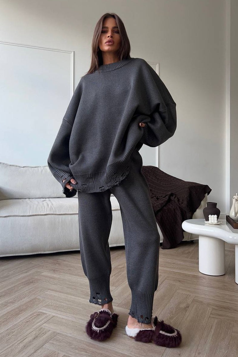 Beautifully Finished Sweater in a Timeless Design