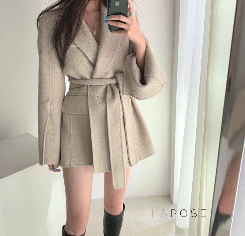 Beautifully Finished Coat in a Timeless Design