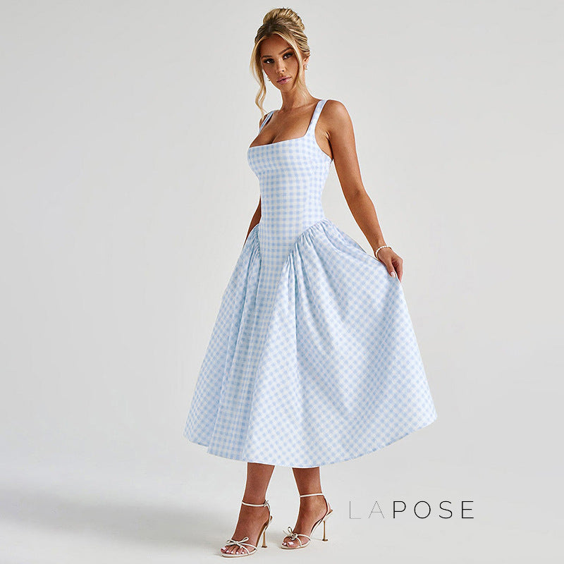 Classic Vintage Dress with a Flattering Fit