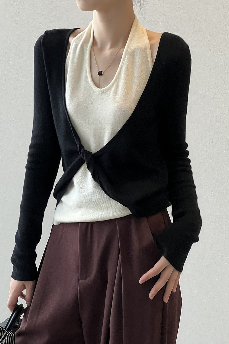 Sophisticated Garment with a Clean Classic Look
