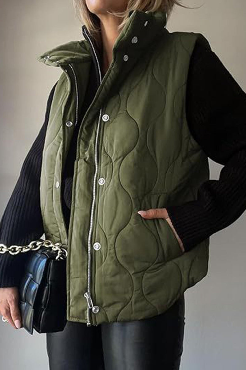 Sophisticated Garment with a Clean Classic Look
