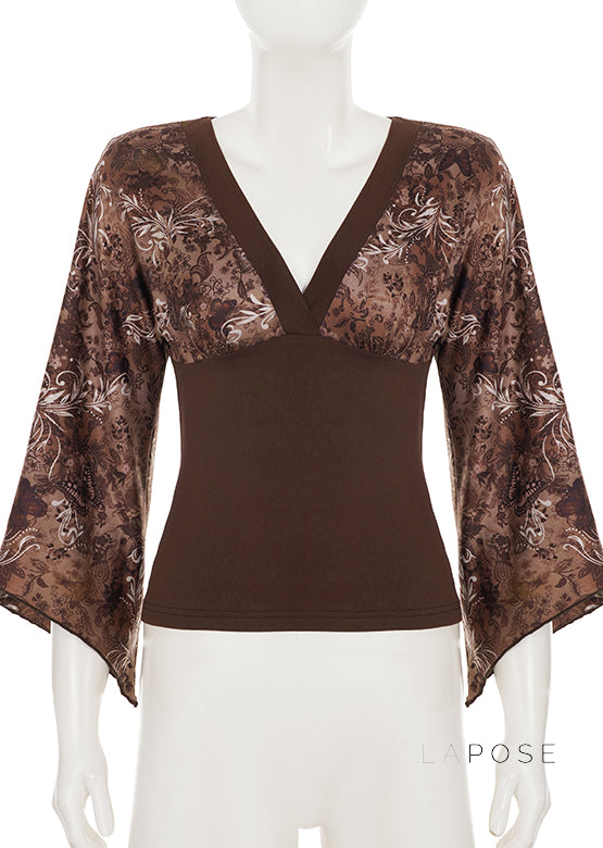 Well Tailored Top with a Graceful Silhouette