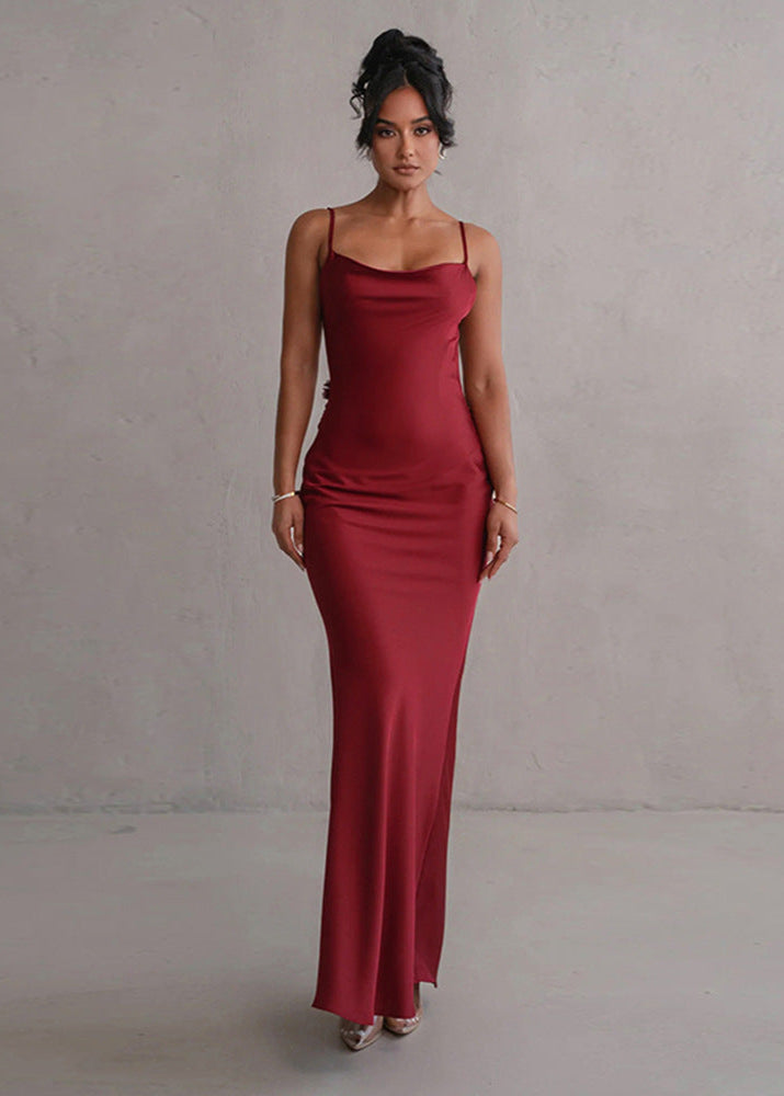 Sophisticated Garment with a Clean Classic Look