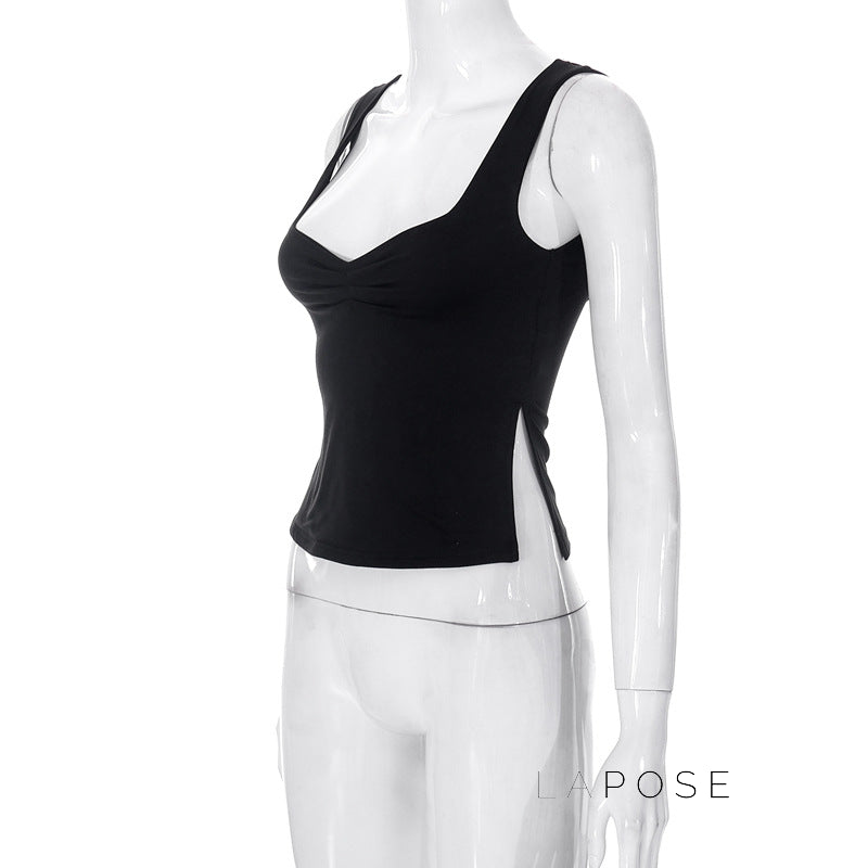 Beautifully Finished Top in a Timeless Design