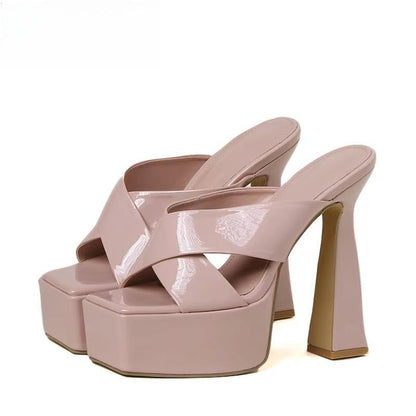 Polished Heels with an Effortless Classic Look