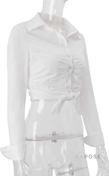 Well Tailored Top with a Graceful Silhouette