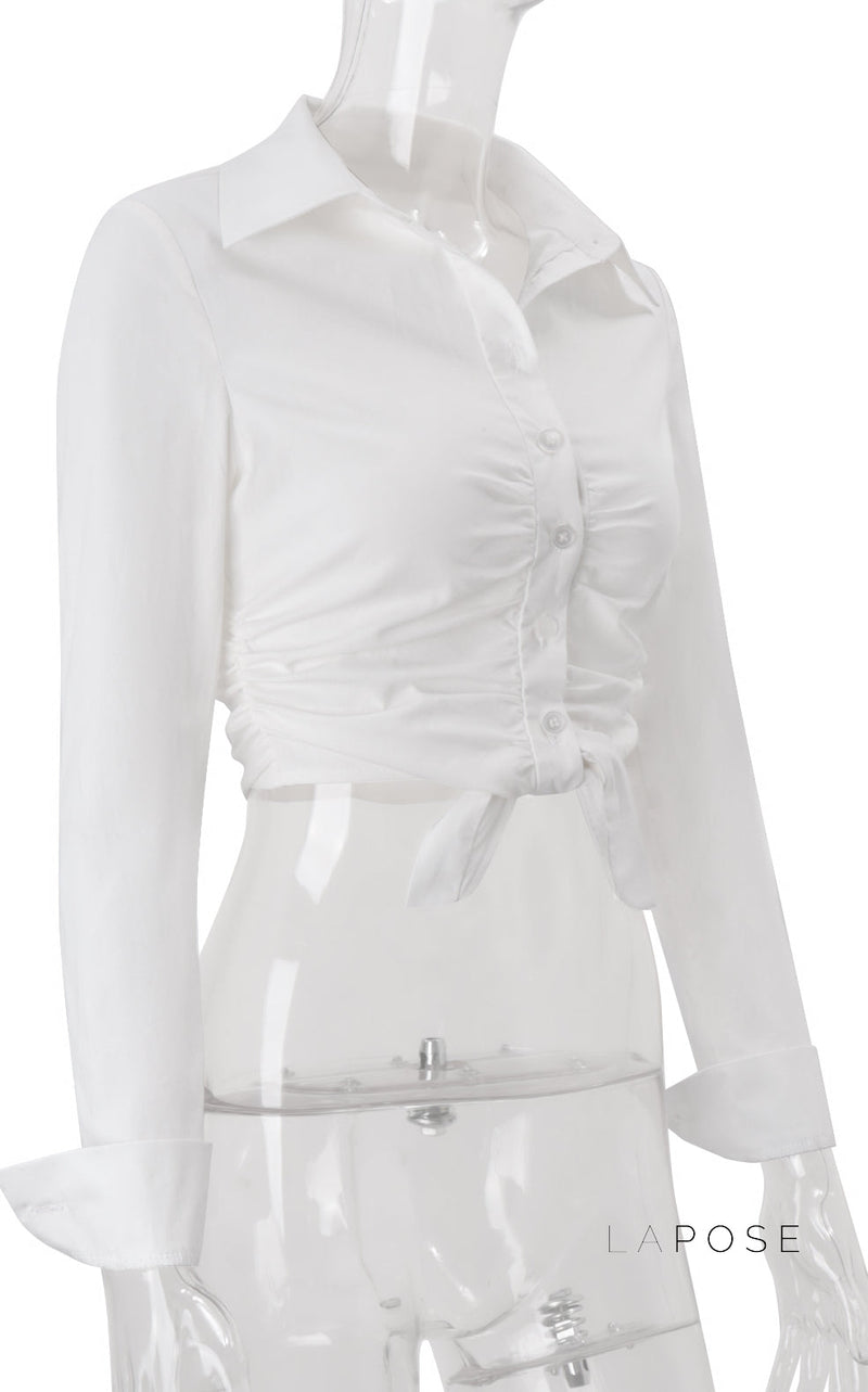 Well Tailored Top with a Graceful Silhouette