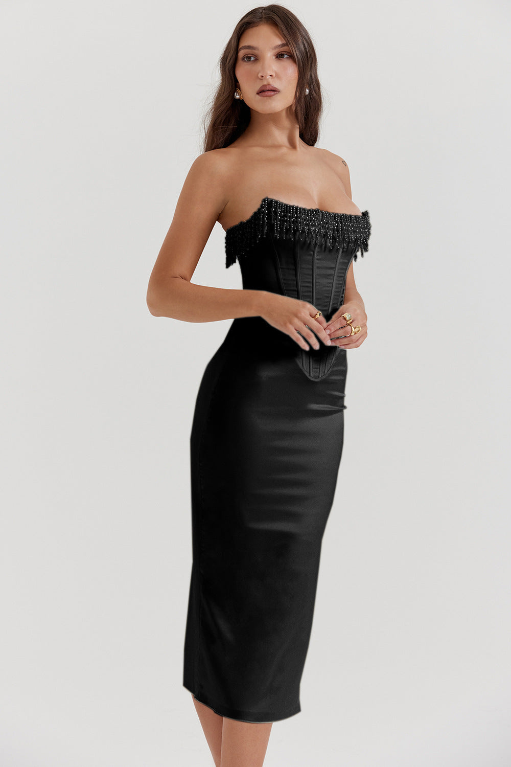 Gracefully Styled Dress for Any Occasion