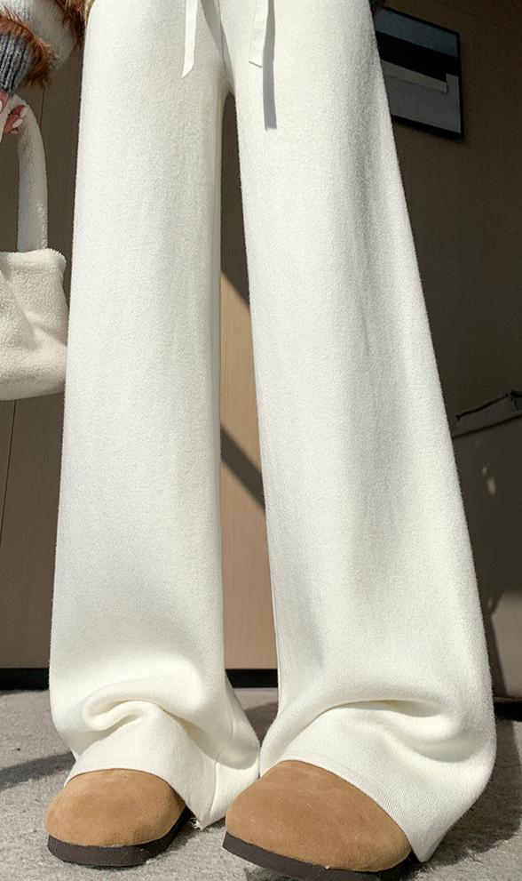 Polished Pants with an Effortless Classic Look