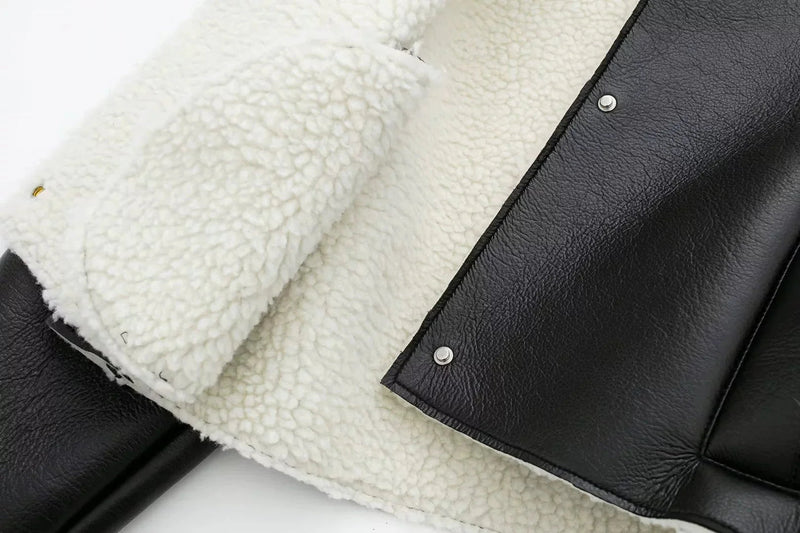 Sophisticated Jacket with a Clean Classic Look