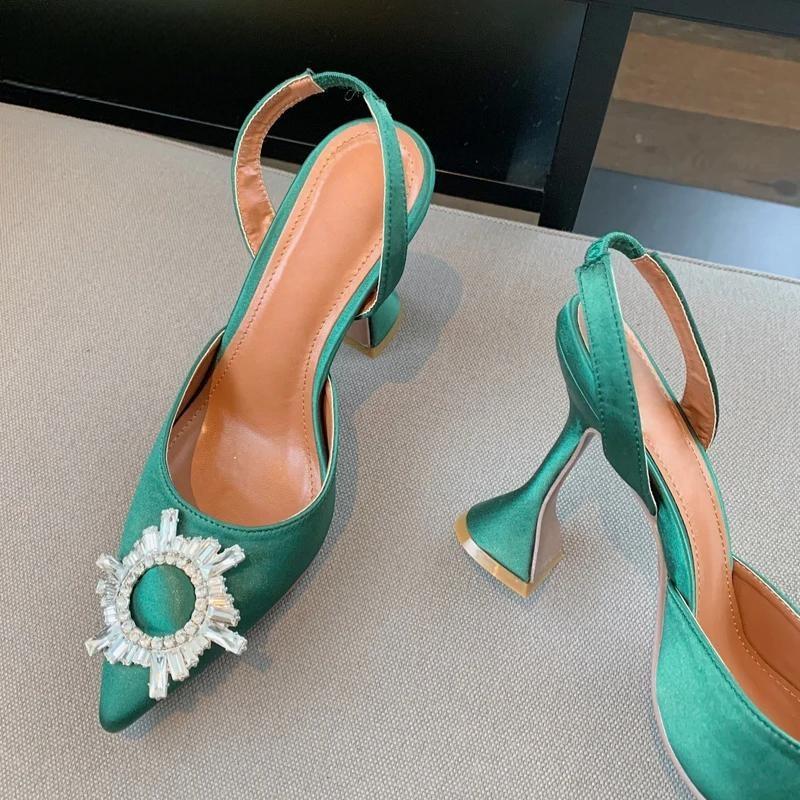 Beautifully Crafted Heels in a Classic Style
