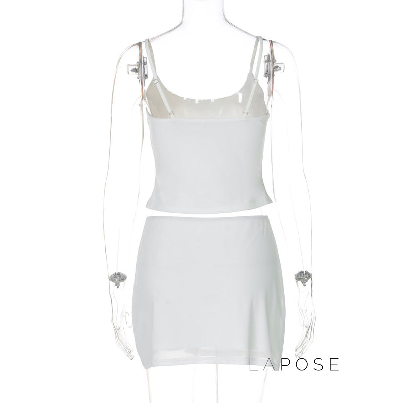 Sophisticated Garment with a Clean Classic Look