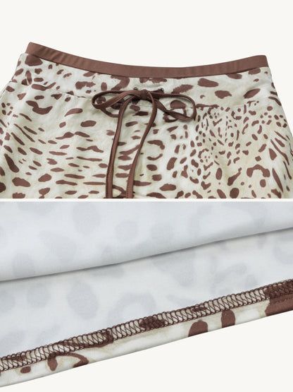 Effortlessly Elegant Garment with a Timeless Design