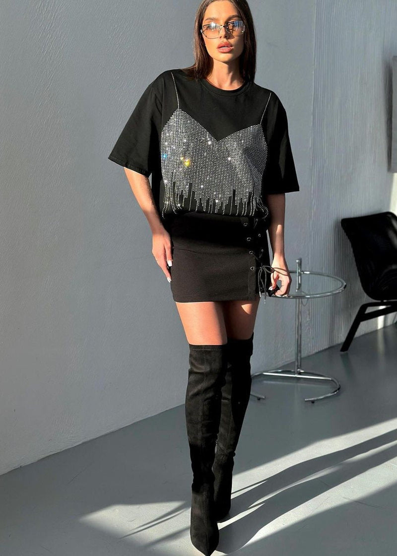 Gracefully Styled Garment for Any Occasion