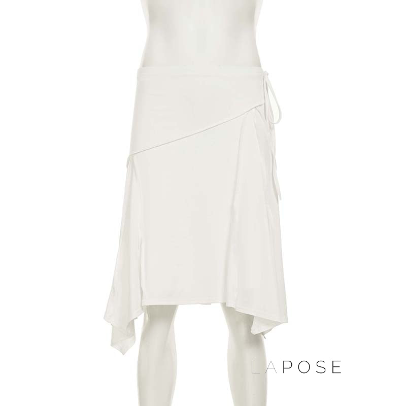Well Tailored Garment with a Graceful Silhouette