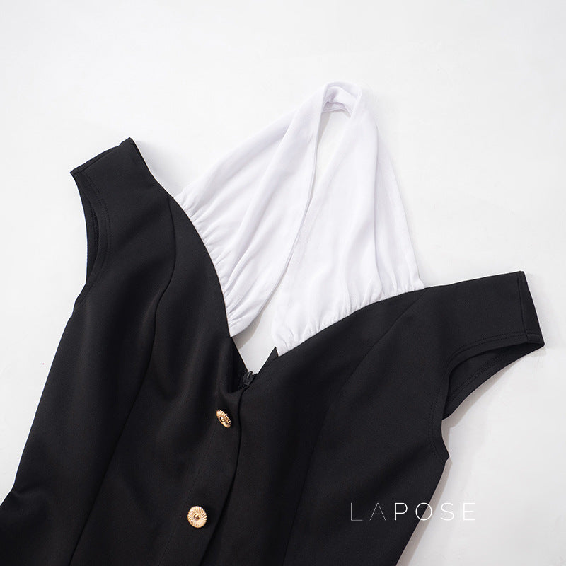 Sophisticated Dress with a Clean Classic Look