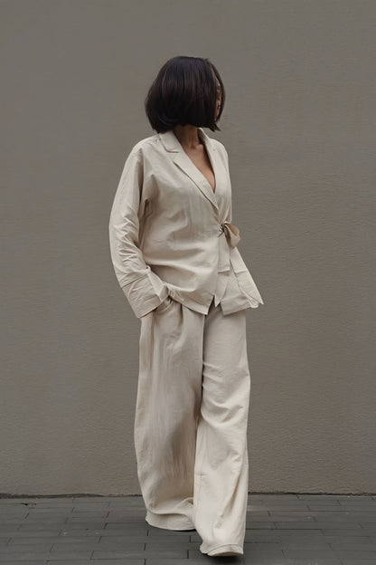 Classic Vintage Cardigan with a Flattering Fit