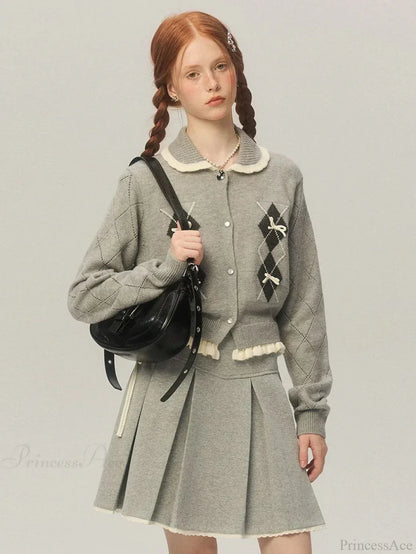 Elegantly Designed Cardigan