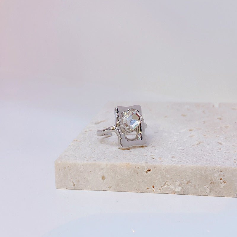 [] Crystal Gleam Ring