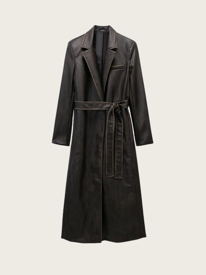 Gracefully Styled Coat for Any Occasion
