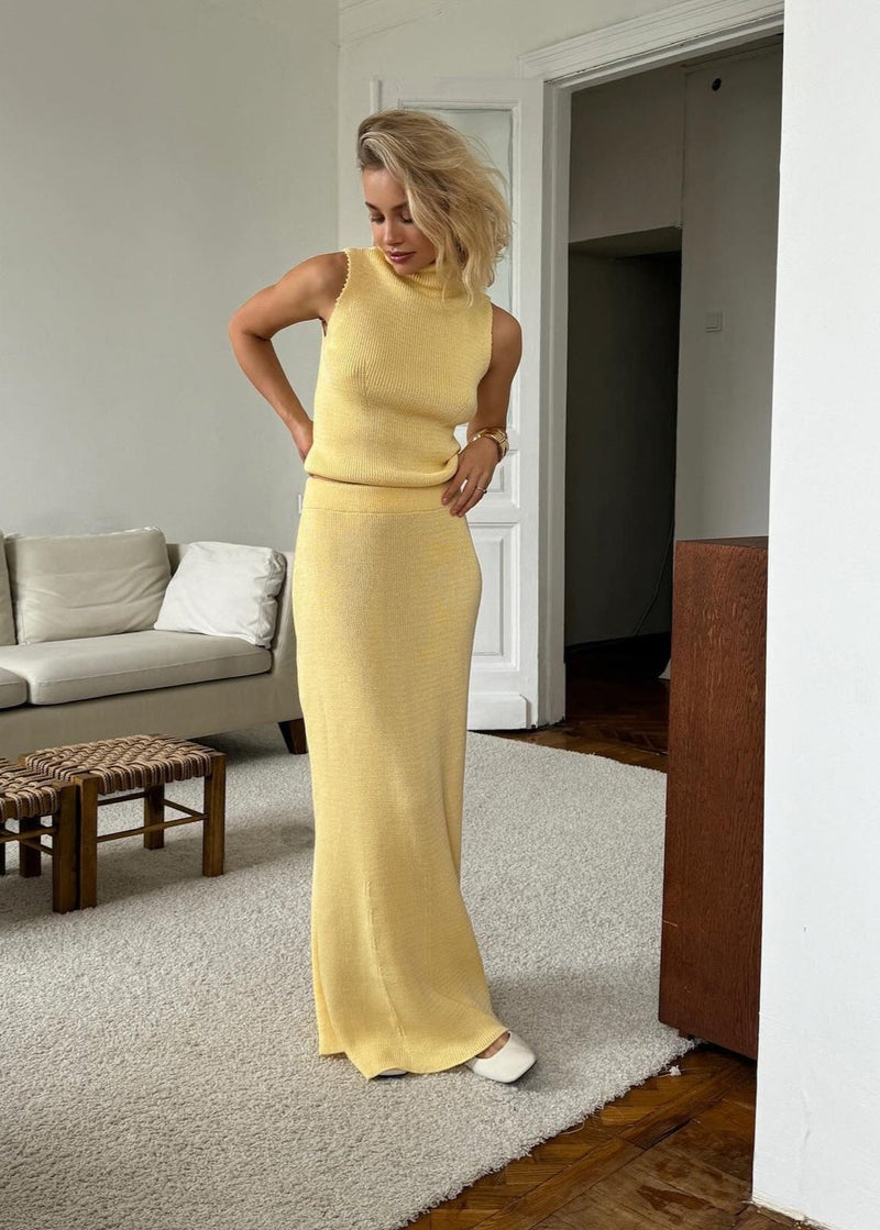 Classic Vintage Garment with a Flattering Fit
