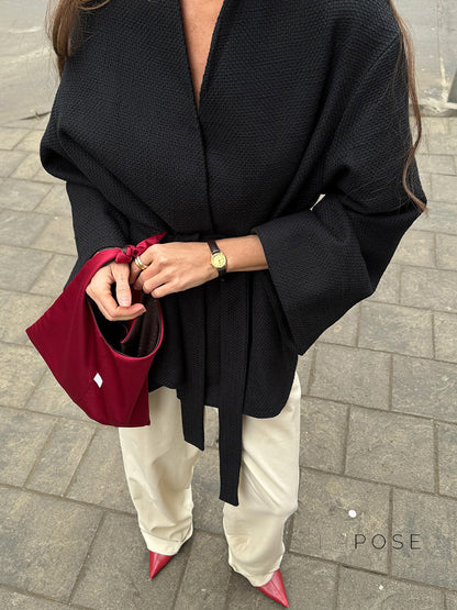Effortlessly Elegant Jacket with a Timeless Design