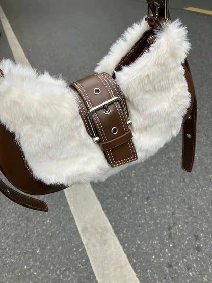 Polished Bag with an Effortless Classic Look