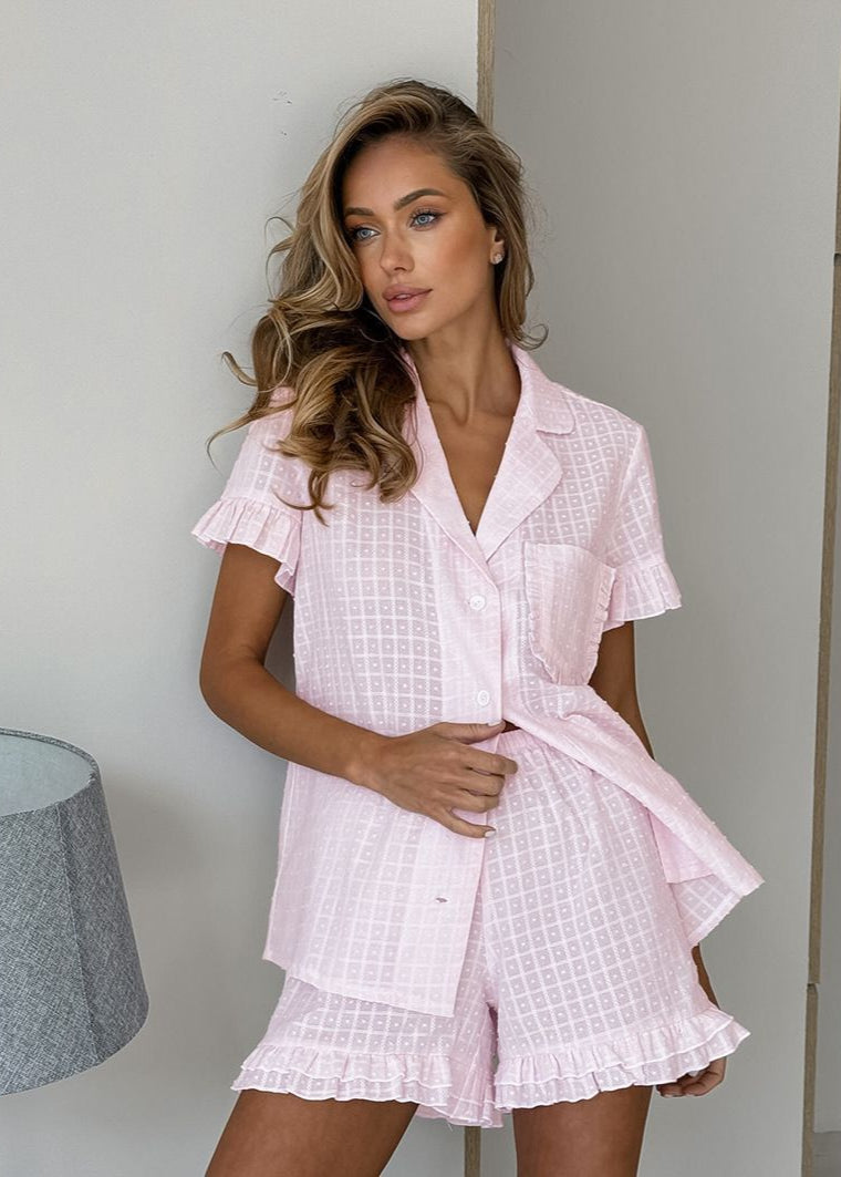 Beautifully Finished Garment in a Timeless Design