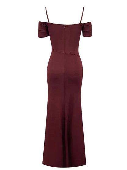 Beautifully Finished Garment in a Timeless Design