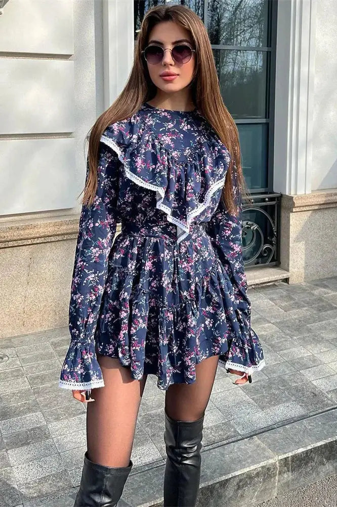 Classic Vintage & Enduringly Stylish Dress