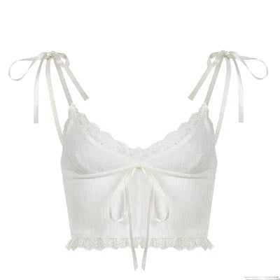 Well Tailored Top with a Graceful Silhouette
