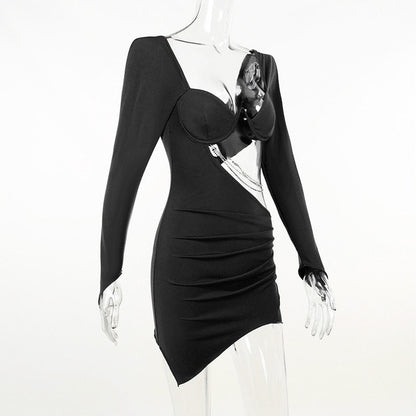 Well Tailored Dress with a Graceful Silhouette