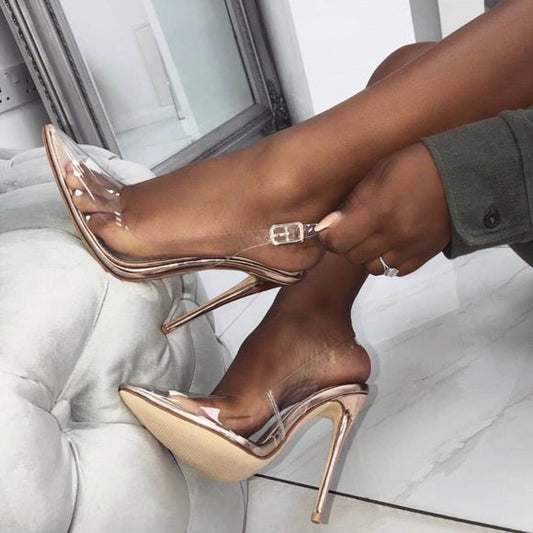 Effortlessly Elegant Heels with a Timeless Design