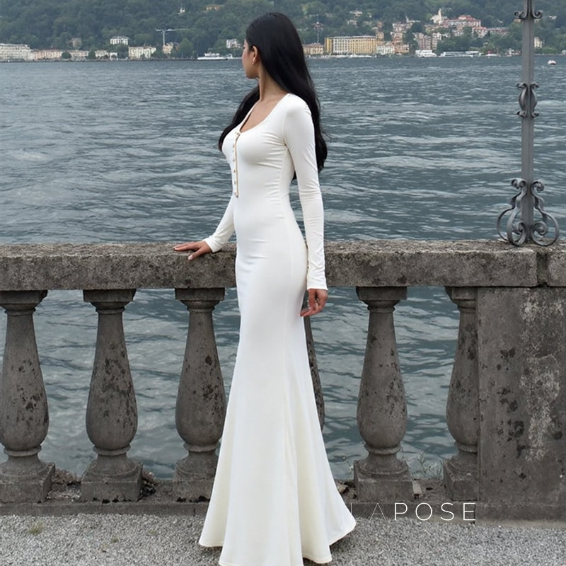 Gracefully Styled Dress for Any Occasion