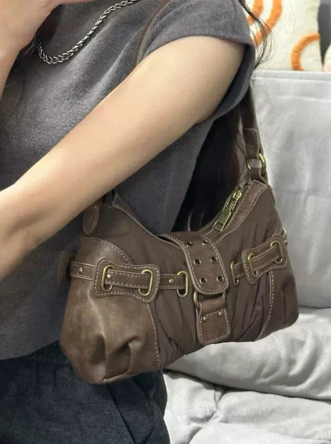 Beautifully Finished Bag in a Timeless Design