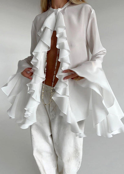 Effortlessly Elegant Blouse with a Timeless Design