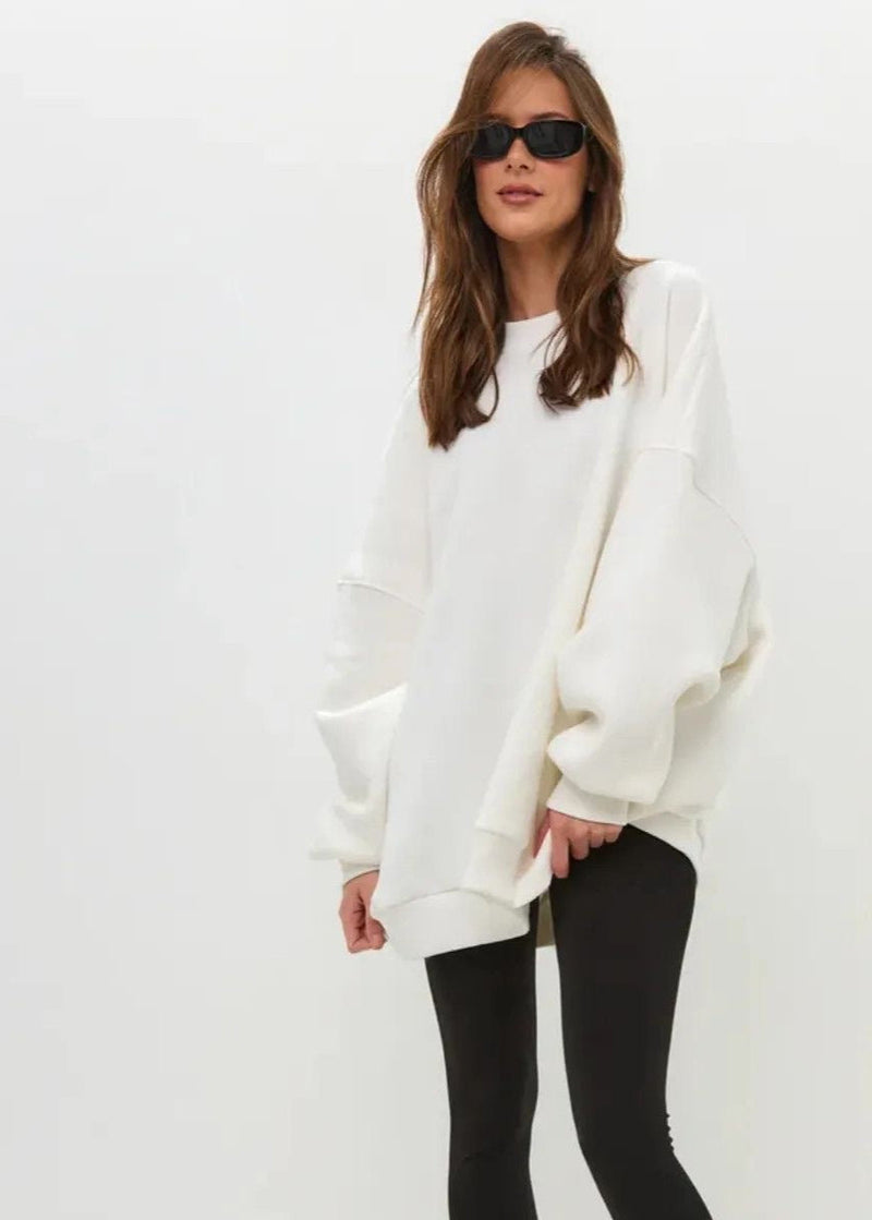 Well Tailored Pullover with a Graceful Silhouette