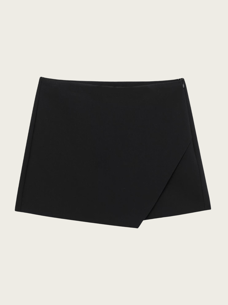 Beautifully Crafted Garment in a Classic Style