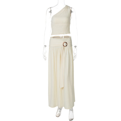 Gracefully Styled Garment for Any Occasion