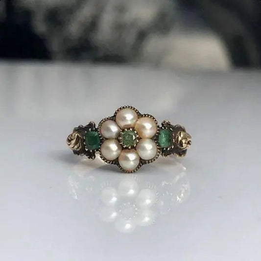 Green Beaded Flower Ring