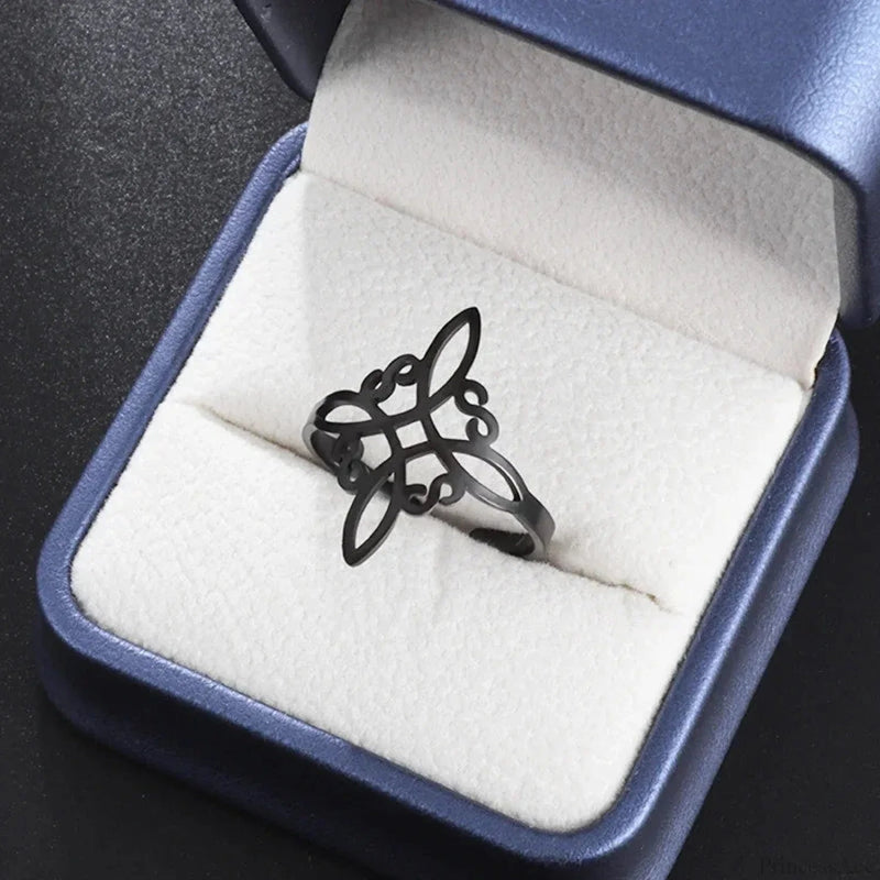 Sinister Eye Style Gothic Pointer Ring