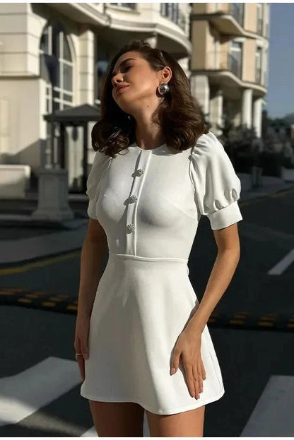 Gracefully Styled Dress for Any Occasion