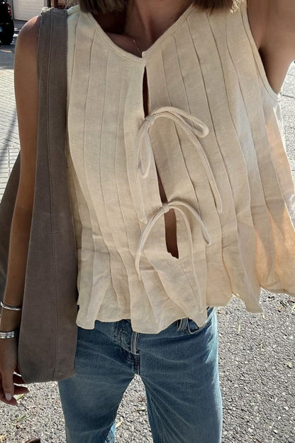 Classic Vintage Shirt with a Flattering Fit