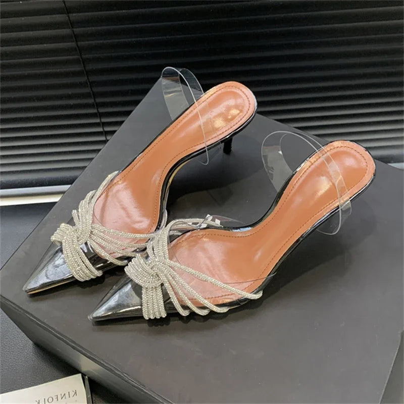 Polished Heels with an Effortless Classic Look