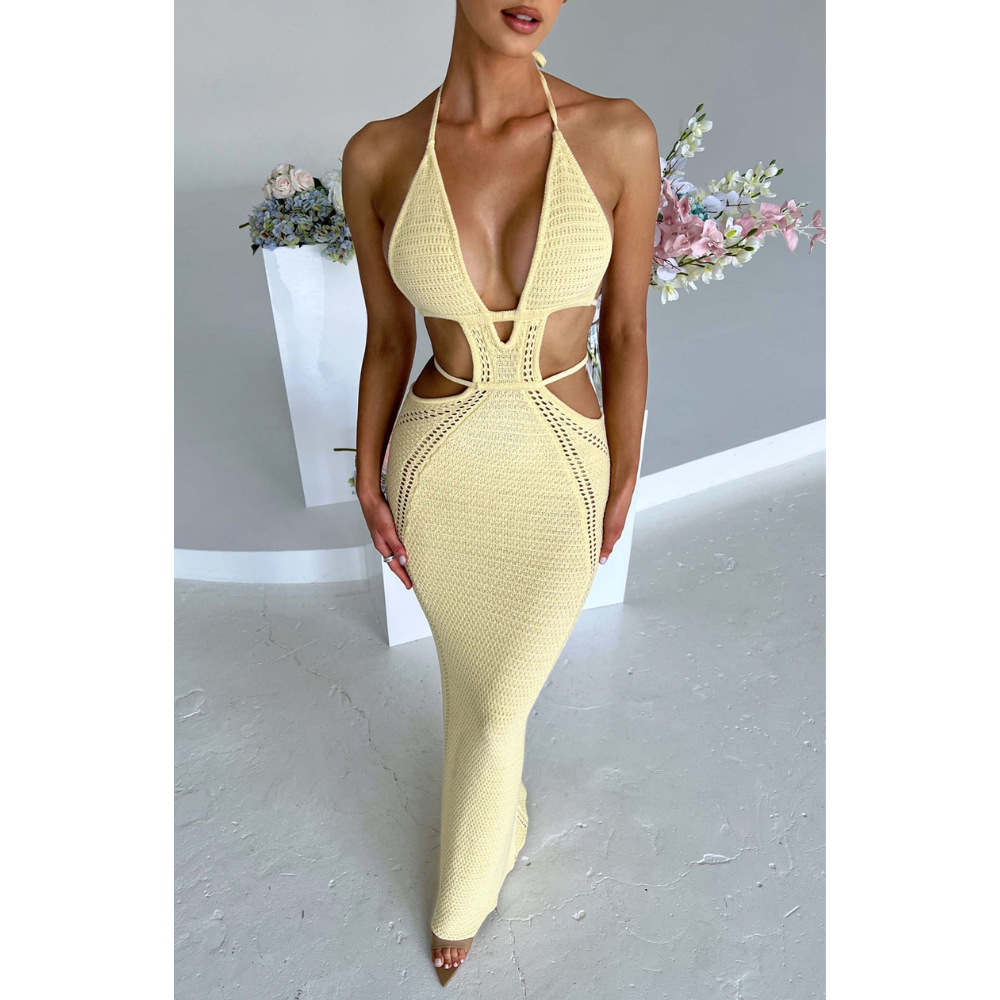 Effortlessly Elegant Dress with a Timeless Design