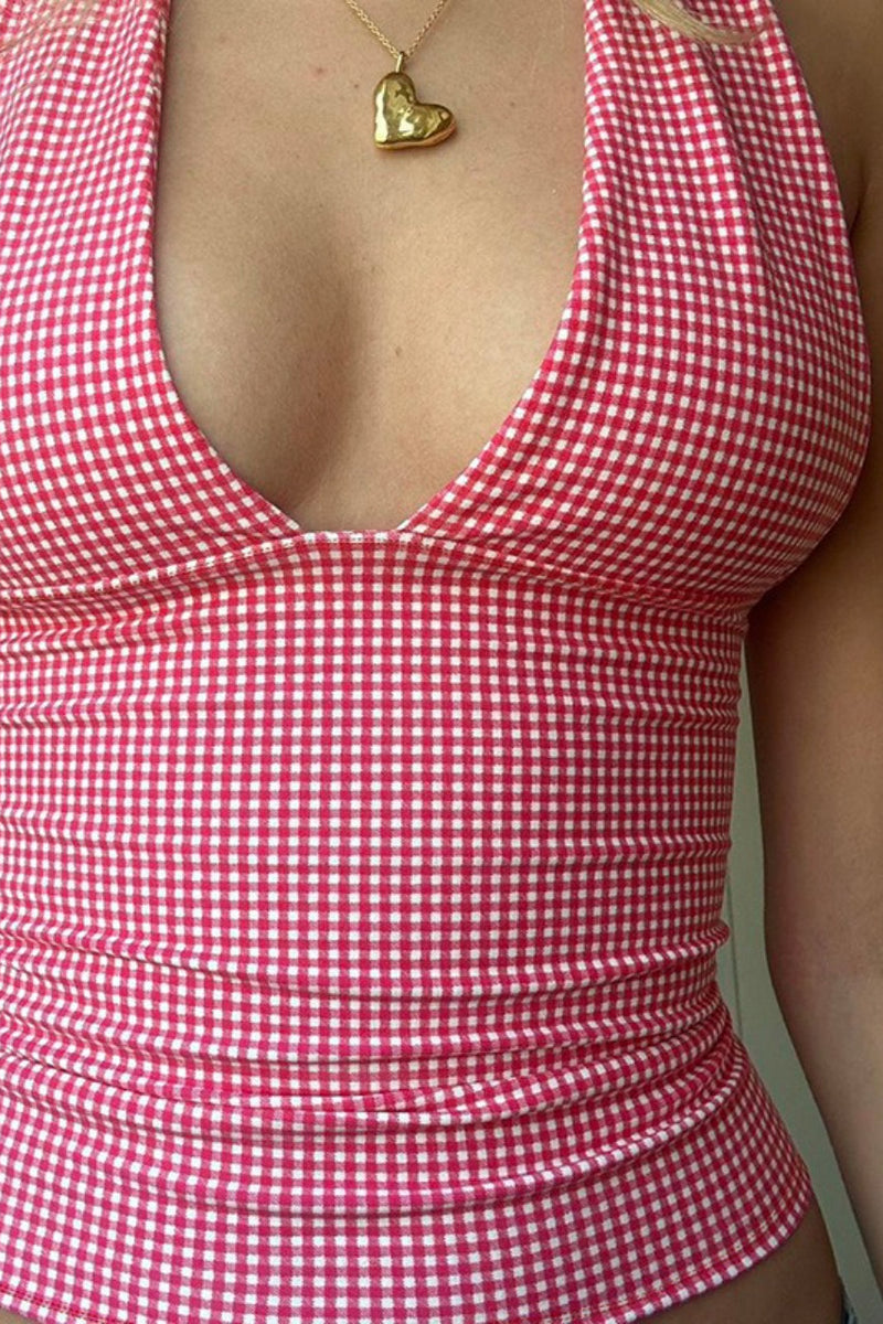 Classic Vintage Top with a Flattering Fit