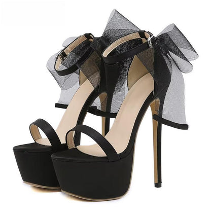 A Vintage Style Heels with Delicate Timeless Details