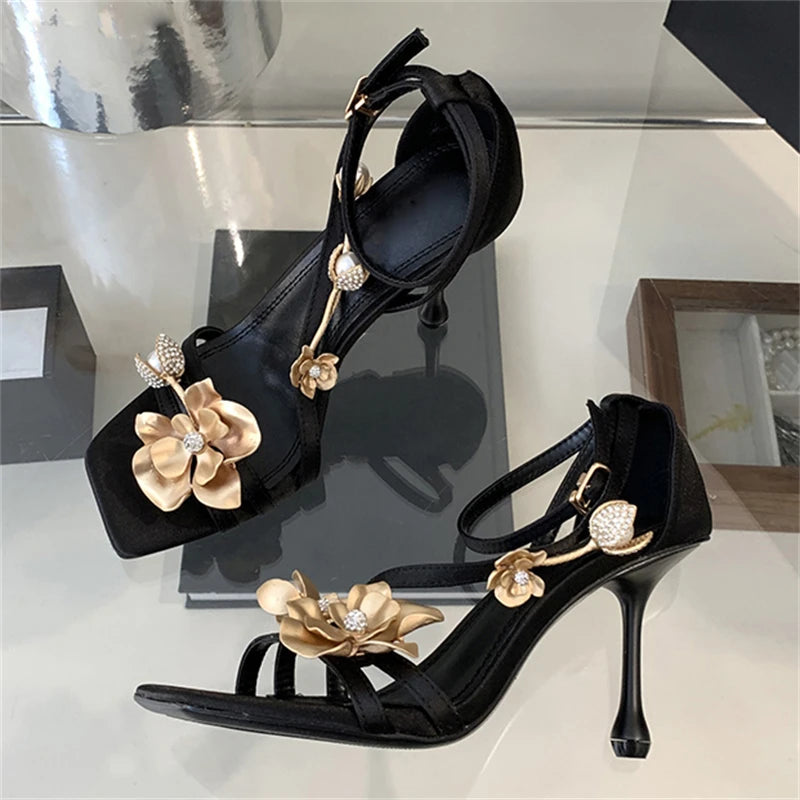 Classic Vintage Heels with a Flattering Fit